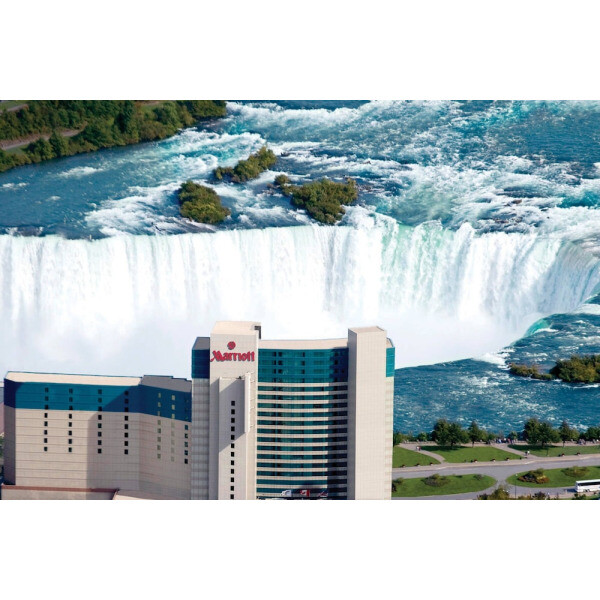 | Niagara Falls | 메리어트 나이애가라폴스 폴스뷰 호텔 앤 스파