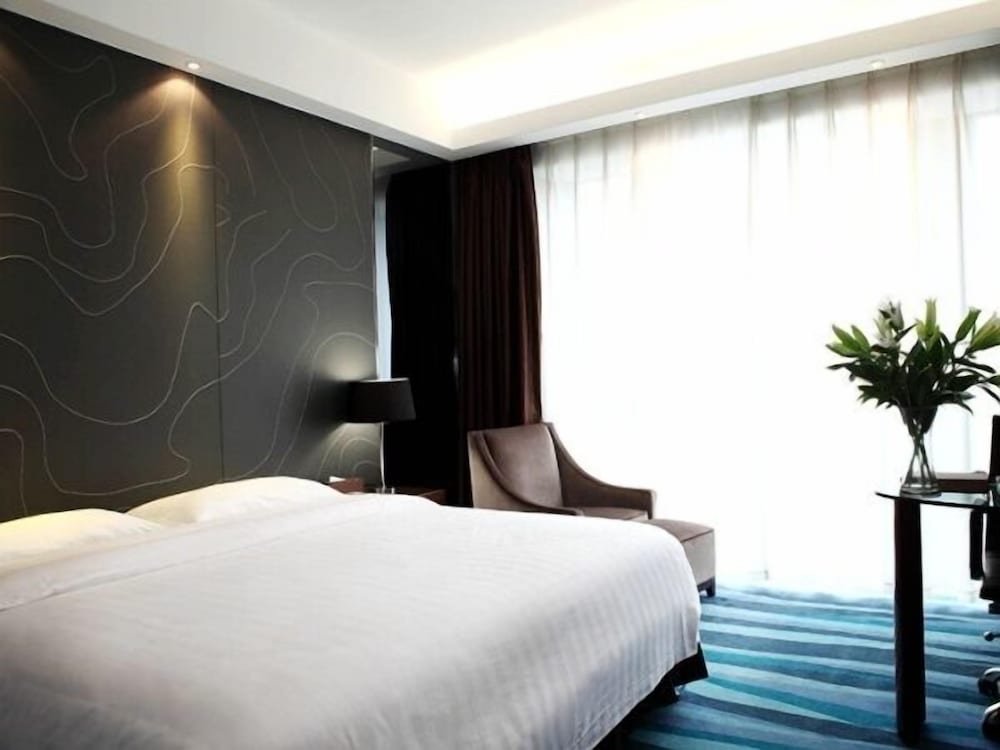 | Fuzhou | 메트로폴로 푸저우 타이장