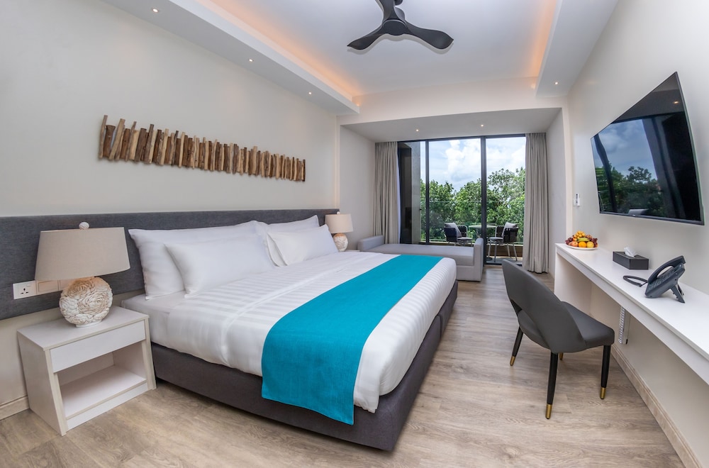 [해외] | Dhiffushi | 스카이 비치 몰디브 호텔