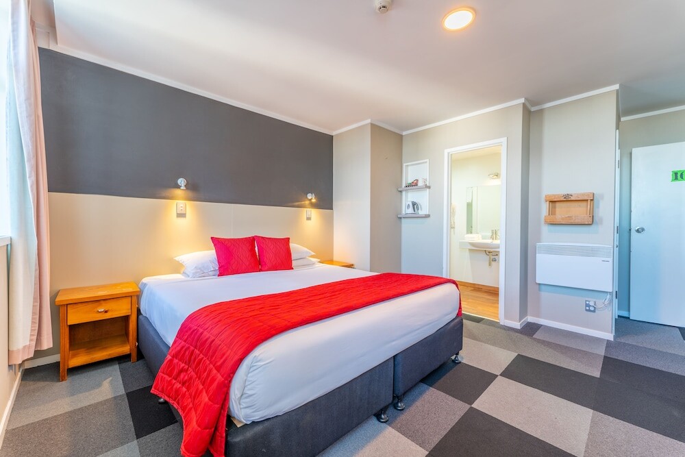 | Timaru | 더 그로스브너