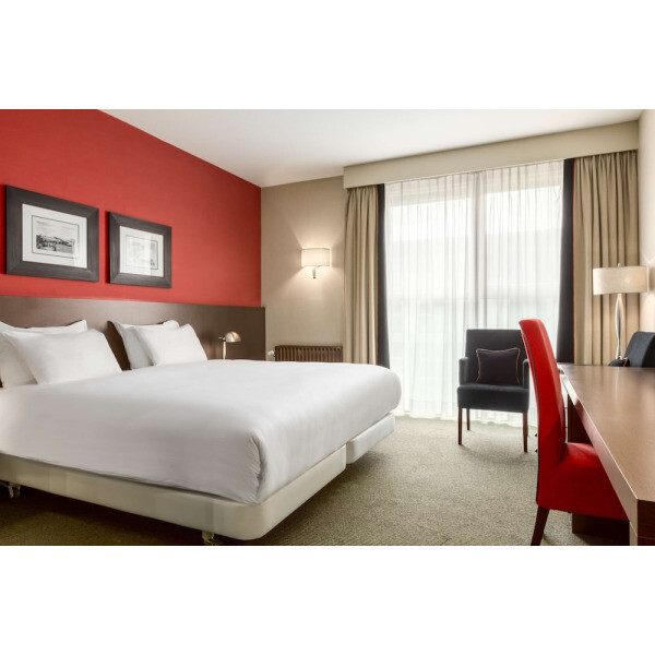 | Sprang-Capelle | 엔에이치 발베이크