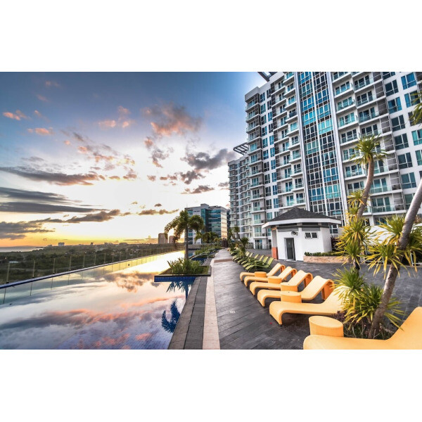 | Lapu-Lapu | C스위트 앳 8 뉴타운 레지던스