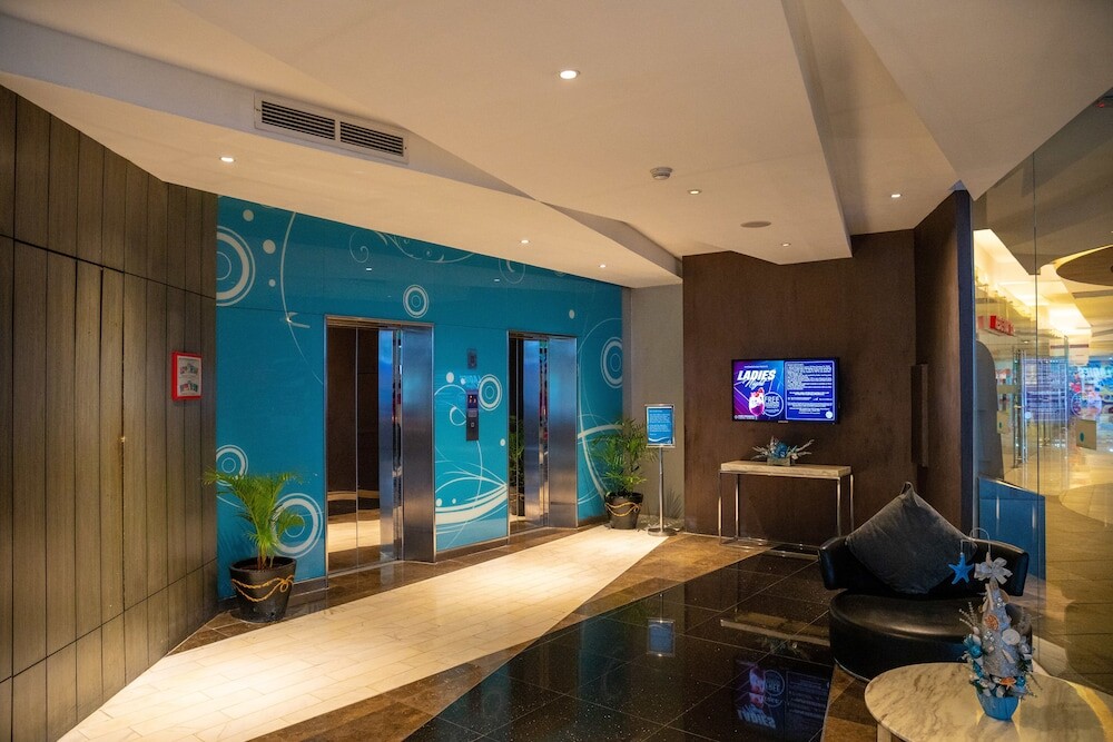 | Manila | 호텔 H2O