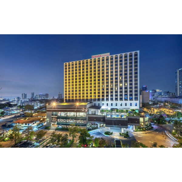 | Bangkok | 라마다 바이 윈덤 방콕 차오피야 파크
