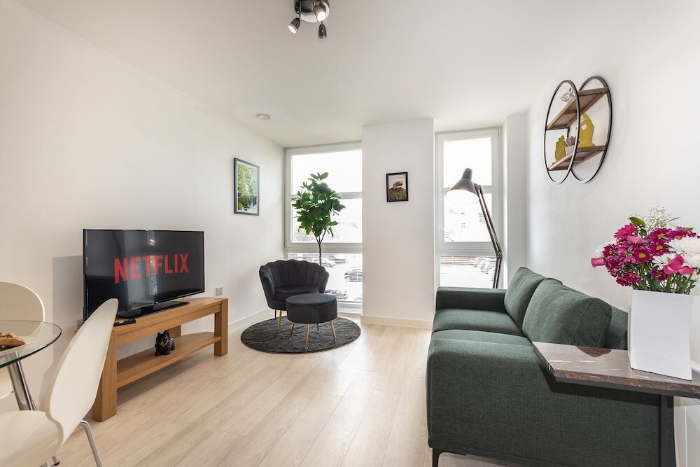 | Southampton | 스마트 아파트  엠프레스 헤이츠