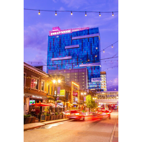 | Detroit | 할리우드 카지노 앳 그릭타운