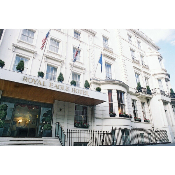 | London | 로열 이글 호텔