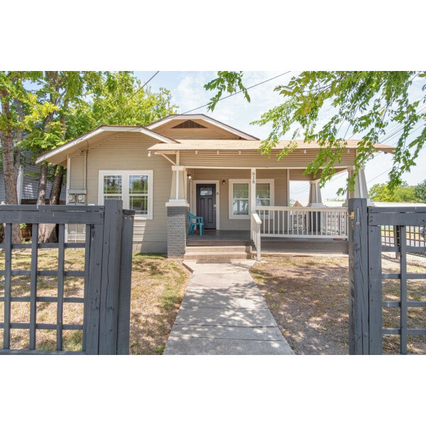 | San Antonio | 리노베이션한 숙소  침실 2개 욕실 2개 다운타운 근처