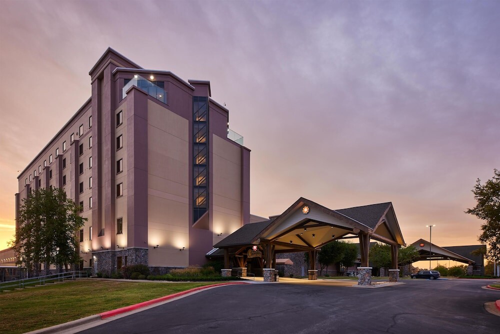 | Colcord | 체로키 카지노  호텔 웨스트 실로암 스프링스