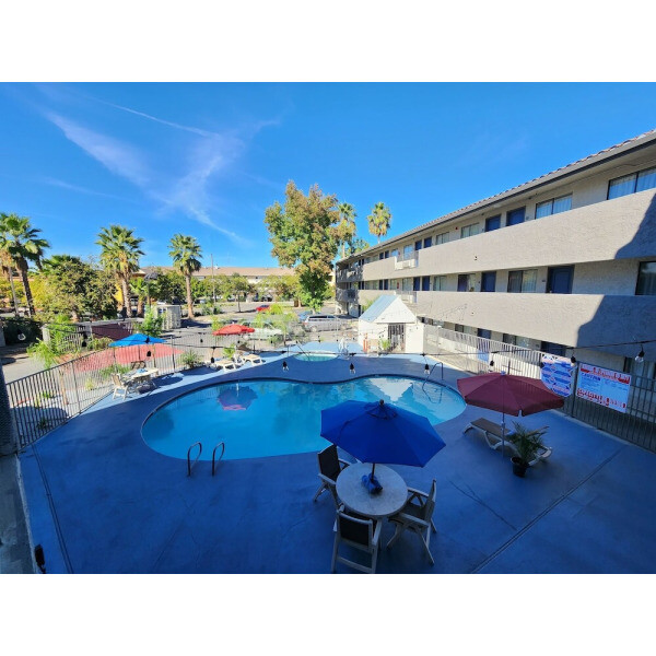 | Sacramento | 스튜디오 6 새크라멘토 캘리포니아  나토마스  SMF 에어포트