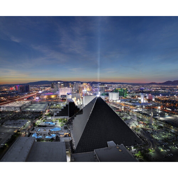 | Las Vegas | 룩소 호텔  카지노