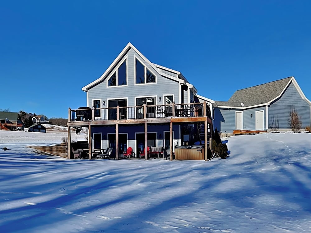 | Swanton | 테일러 메이드 딥 크릭의 럭키 베어 레이크사이드