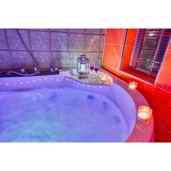 | Yangpyeong | 양평 윤앤박 스파펜션