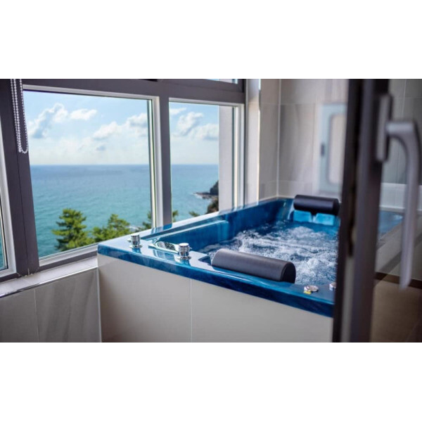 | Samcheok | 삼척 카라스파펜션