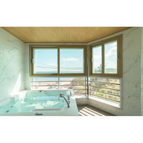 | Pohang | 포항 Beach63스파펜션