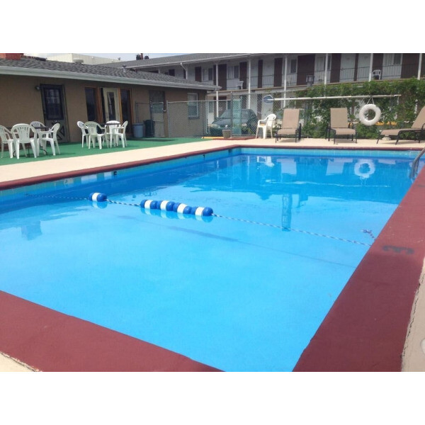 | Rapid City | 타운 하우스 모텔   풀  Mt. 러쉬모어 근처