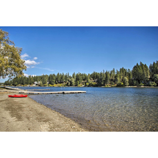 | Rathdrum | The Lake House in Rathdrum W/beach   Fire Pit