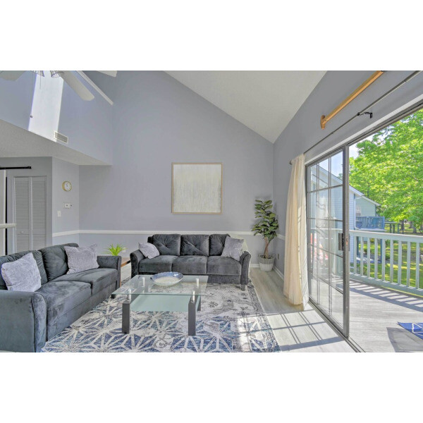 | Little River | Family-friendly Little River Retreat w/ Deck