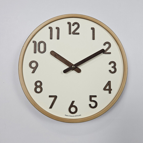 [메리트산업][오늘출발]핫클락 300 우든라운드 3D 나무 입체 숫자 무소음 벽 시계 인테리어 원목 선물 집들이 무료배송