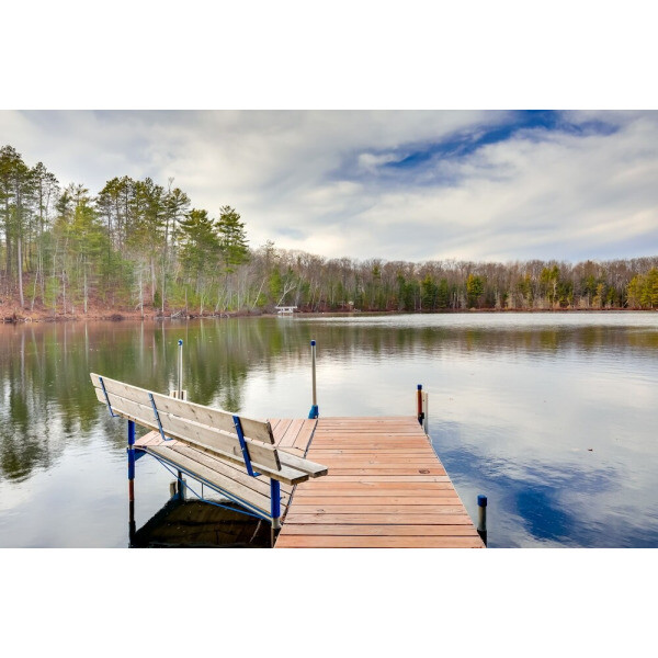 | Rhinelander | 레이크프론트 라인랜더 캐빈 w/ 독   파이어 피트