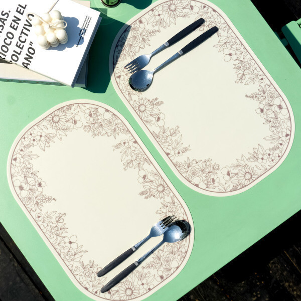 [고려합성][오늘출발] 로흐야 국산 실리콘 식탁매트 소음방지 테이블매트 레터링이 돋보이는 국내생산 플라워 실리콘식탁매트