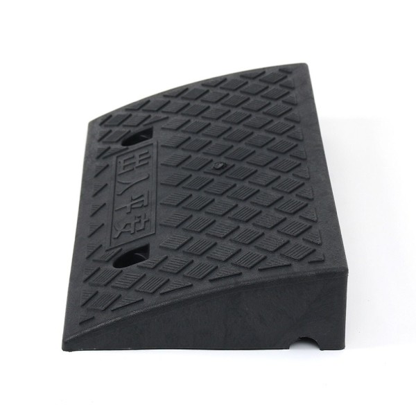 경계석 보도블럭 단차 앵커고정 진입판 높이9cm 점포 병원 공공기관 휠체어 간편설치 계단경사 건물 주차장