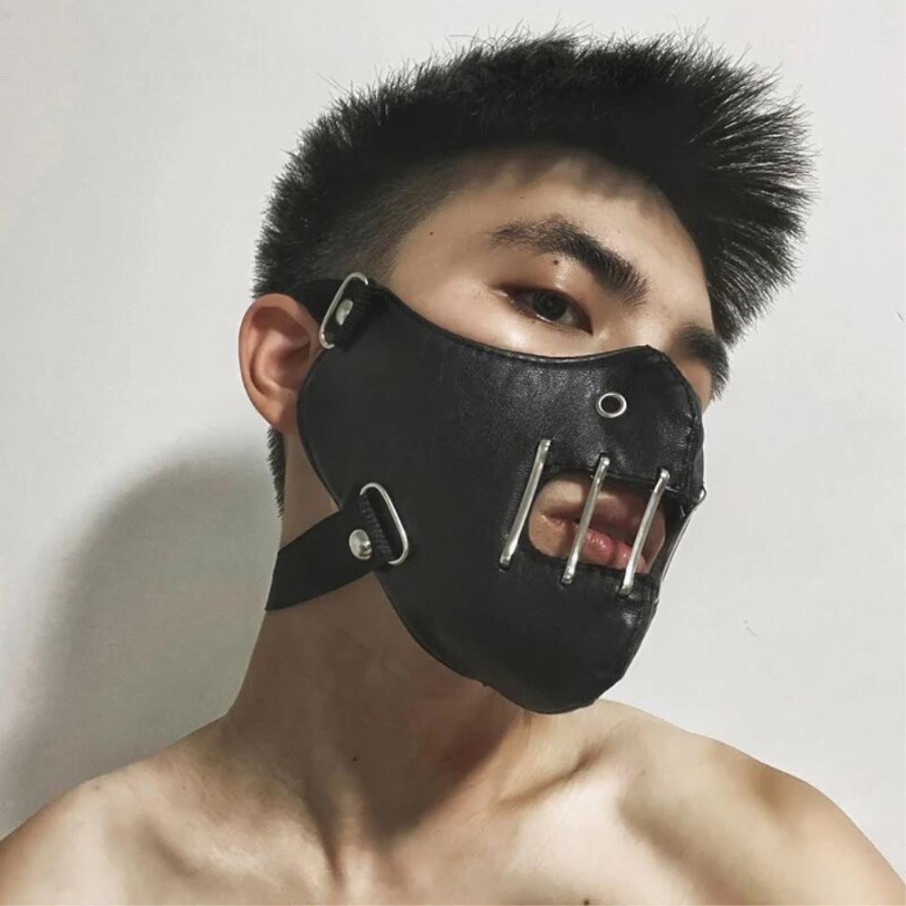 [해외] 베트맨가면 남성용 기관차 가장 무도회 마스크 심플한 패션 스포츠 학생 라이딩 가죽 페이스 짐승 지퍼 리