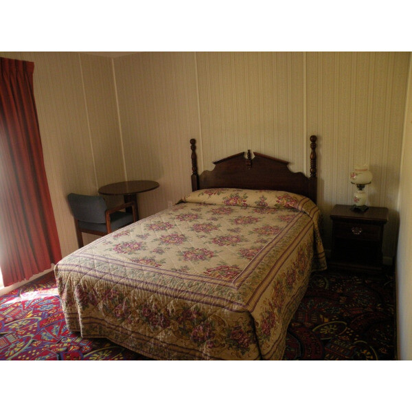 | Jackpot | 포 잭스 호텔   카지노