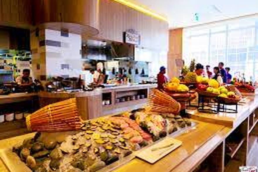 마닐라 힐튼 호텔 쿠시나 (Kusina)  레스토랑 디너 뷔페