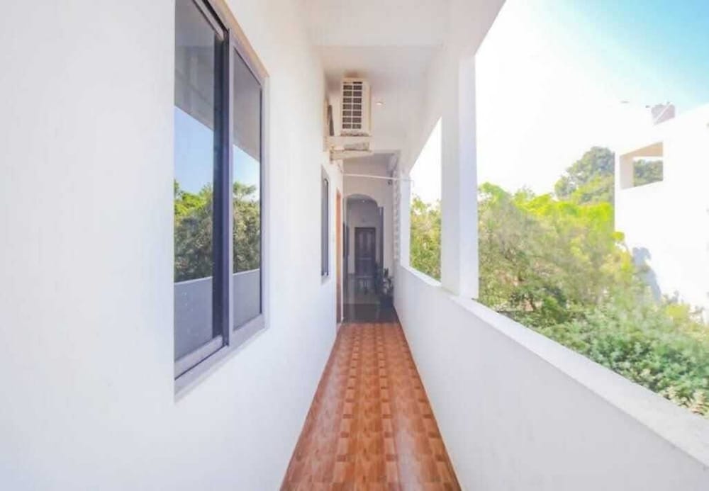 | Vanur | 아우로빌 비치 근처의 라 벨 레지던시