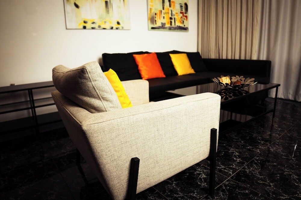 | Santiago de los Caballeros | 레지덴시알레스 H1  H2