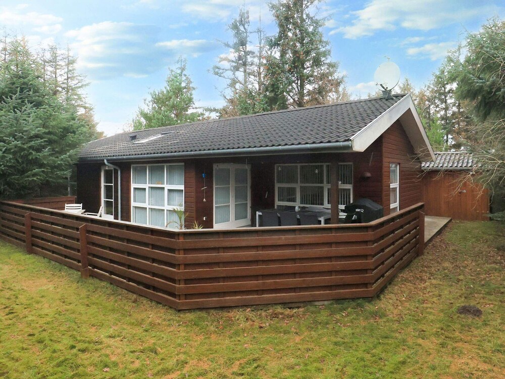 | Aalbaek | 알바에크의 4성급 휴가용 주택