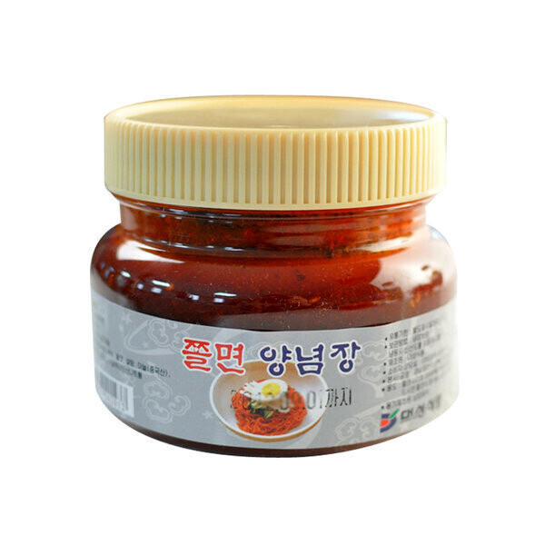 대성식품 새콤달콤 마법 쫄면양념장 500g x1통 / 복수구매할인 3000원