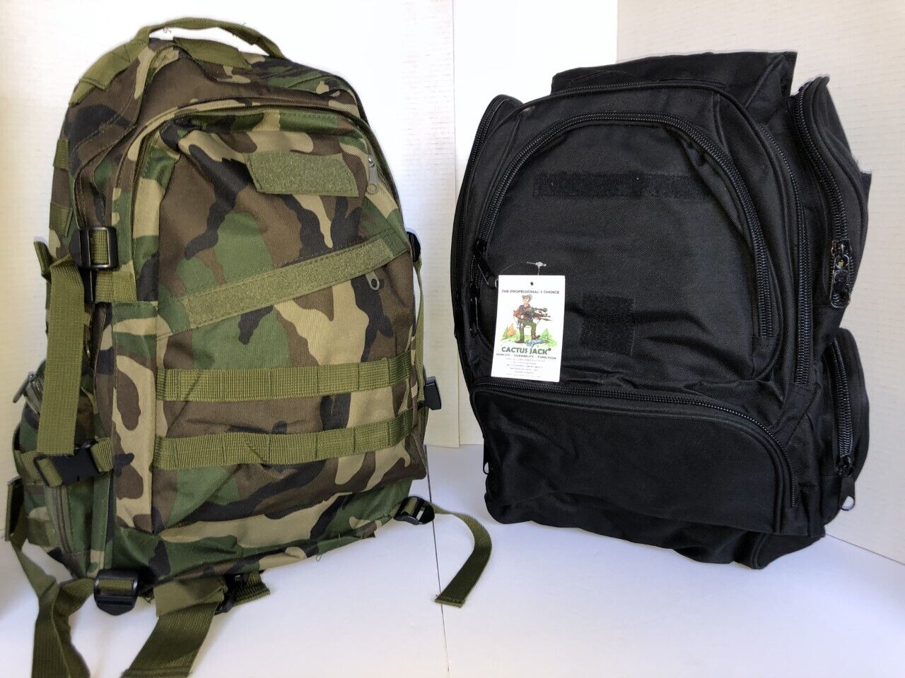 관부가세포함 캑터스 잭 백팩 - 블랙 또는 카모 무료 이코노미