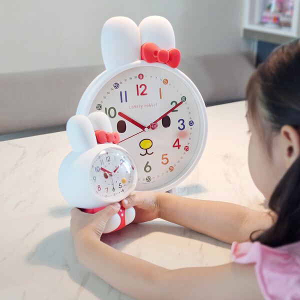 [메리트산업][오늘출발]핫클락 HOTCLOCK 리본토끼 교육용 무소음 시계 어린이 공부 벽 알람 아이방 캐릭터 인테리어 스누즈 무료배송