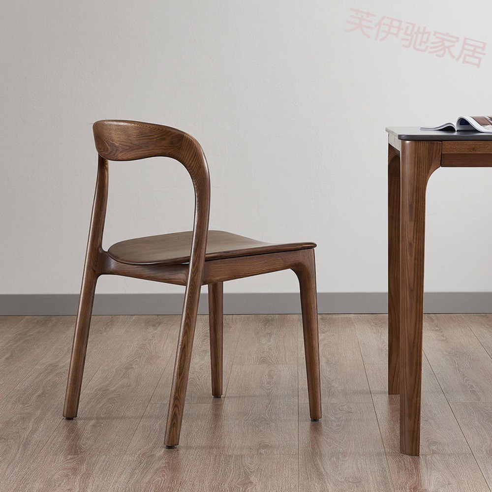 원목 나무 식탁 카페 인테리어 의자 셀럽 모던 가정용 북유럽 의자 심플한 식탁 원목 온라인 백 책상 소프