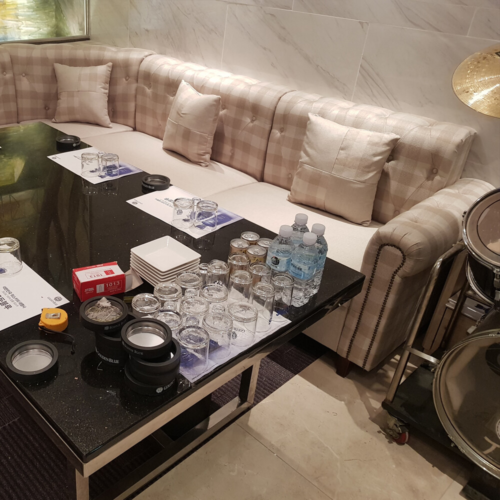 노래방 방염쇼파 유흥주점 소파 제작전문 공장 안산 시흥 광명 가격문의 환영