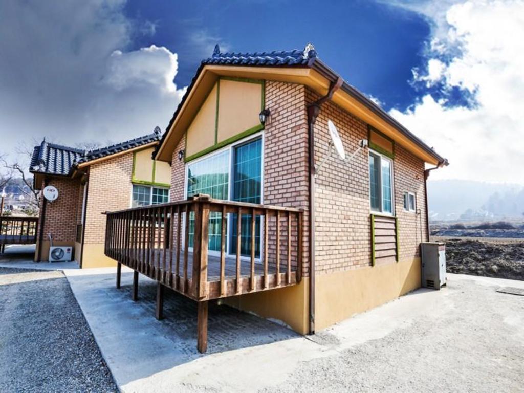 | Yangpyeong-gun | 양평 서후리산촌생태마을펜션