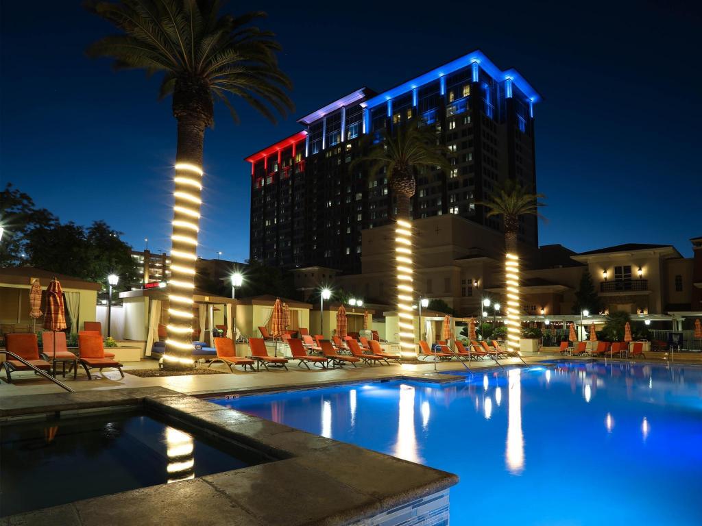 | Lincoln (CA) | 선더 밸리 카지노 리조트