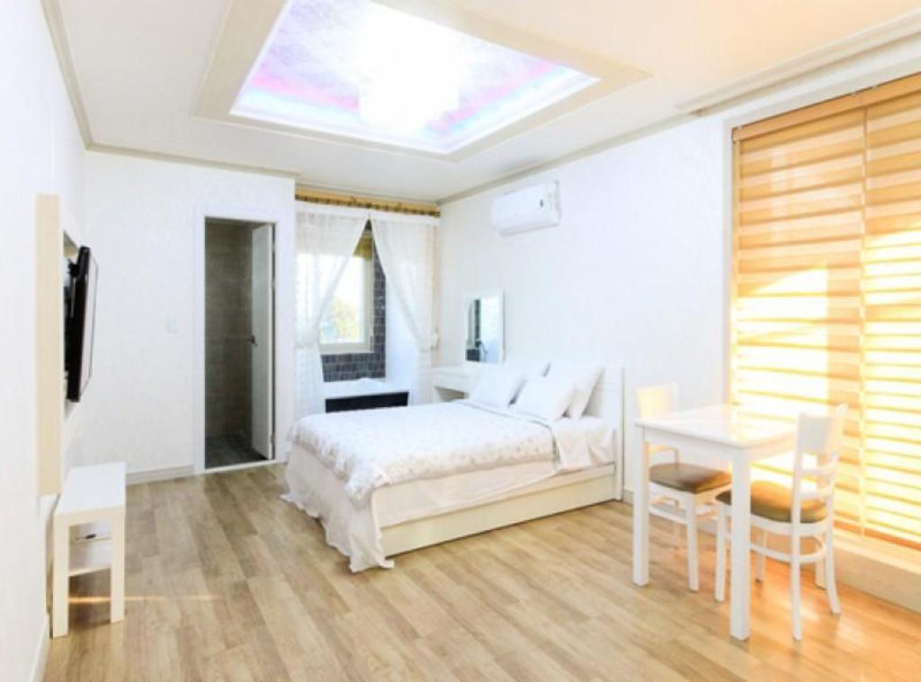 | Gyeongju-si | 경주 소유 스파 펜션