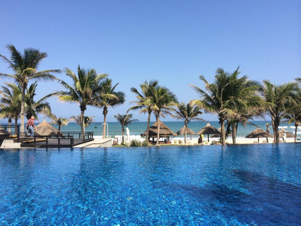 | Da Nang | 크라운 플라자 다낭