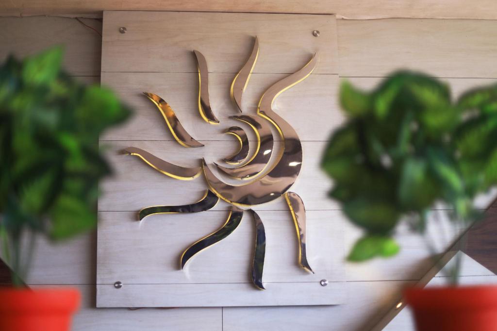 | Bhubaneswar | 호텔 더 선 시티