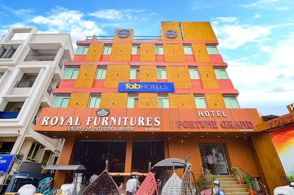 | Hyderabad | FabHotel Fortune Grand