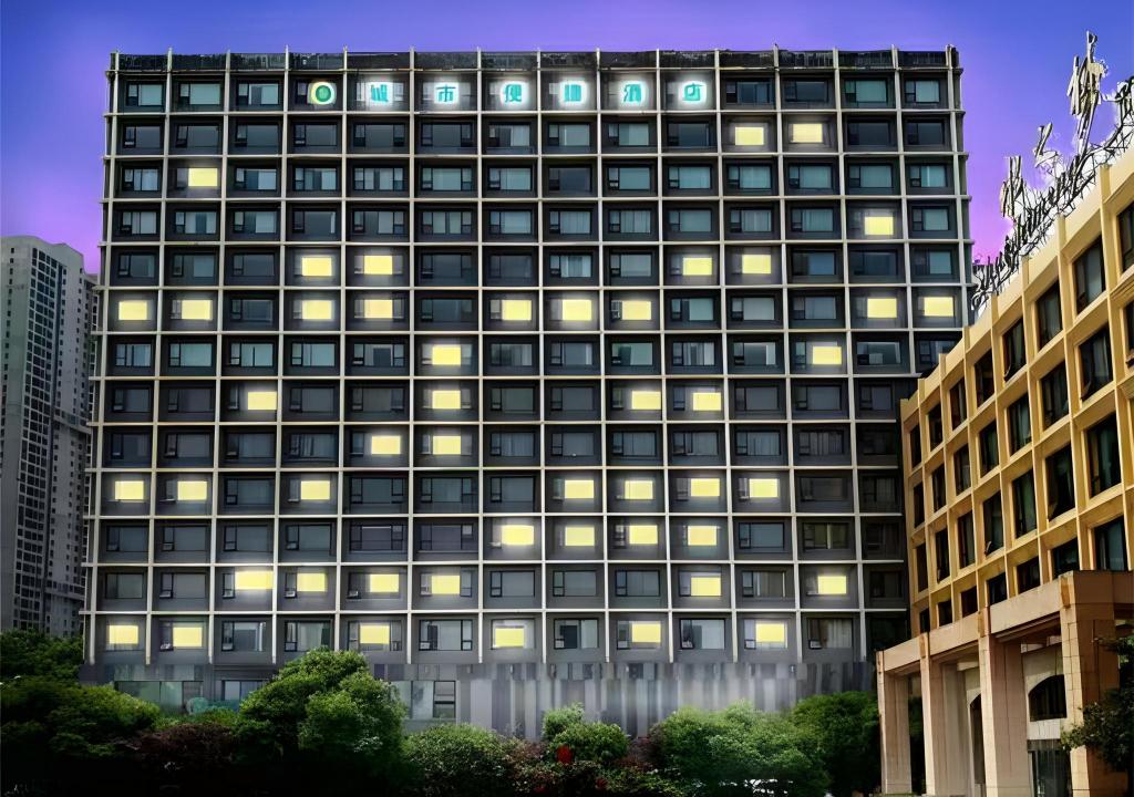 | Wuhan | 시티 컴포트 인 우한 황푸