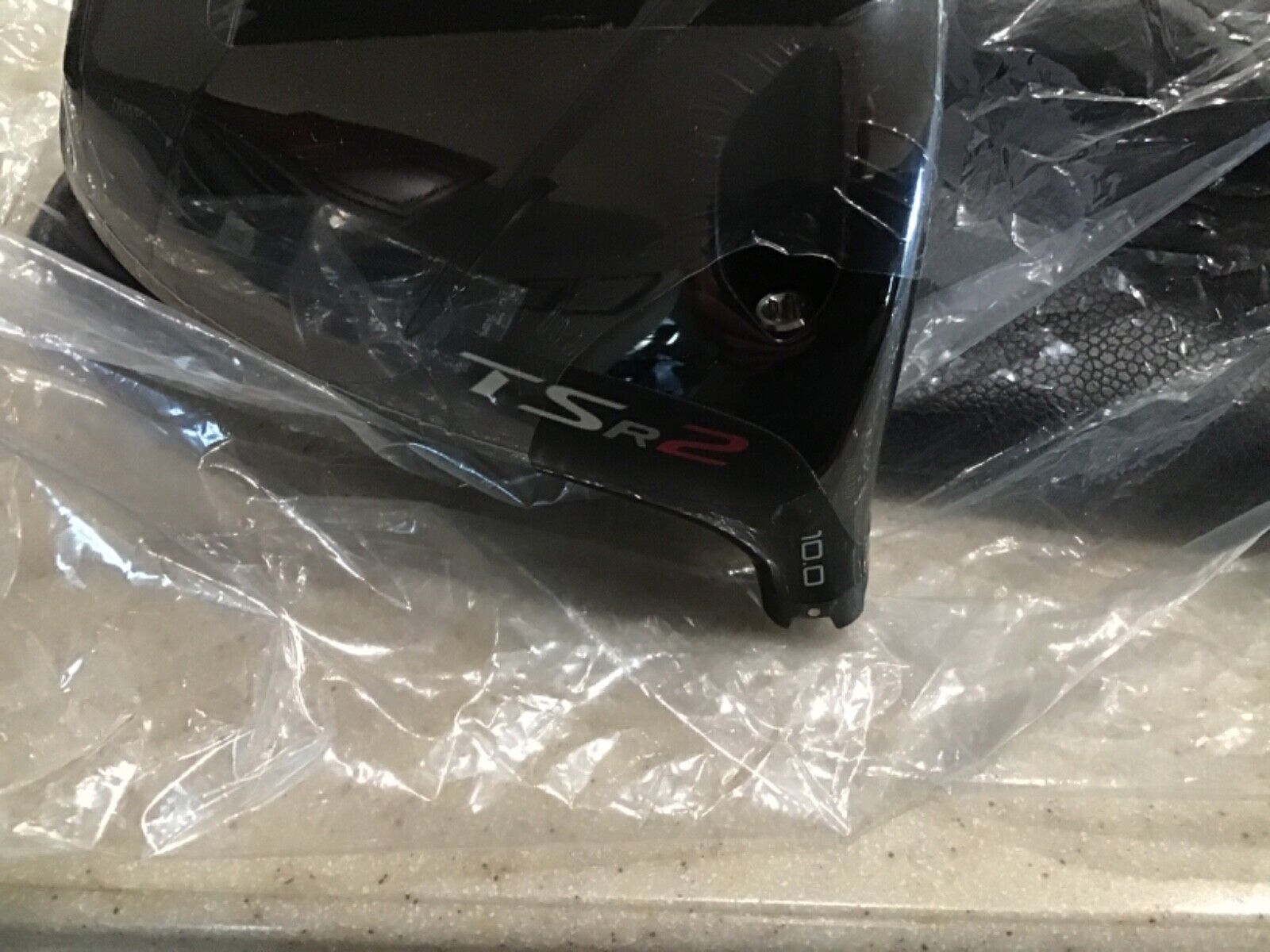 Titleist 새로운 TSR2 10도 드라이버 - 헤드와 헤드커버만 무료 배송