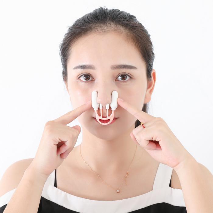 알콜리카  콧대높이기 코뽕 복코 휜코 콧대 코 교정