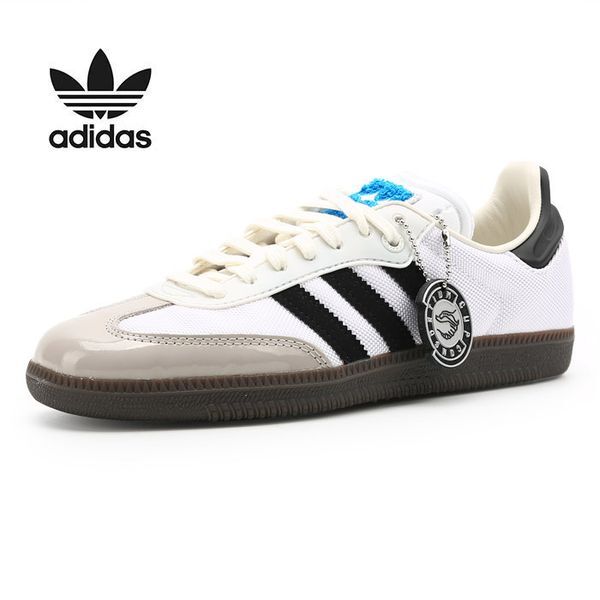 아디다스 하프클럽/ x BSTN 삼바 컨소시엄 컵 크리스탈 화이트 블랙 검 (IE0