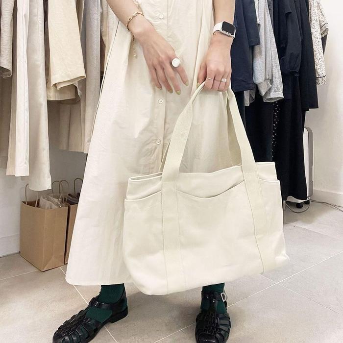 BZJL4YBQ_4C캔버스 숄더백 베이지