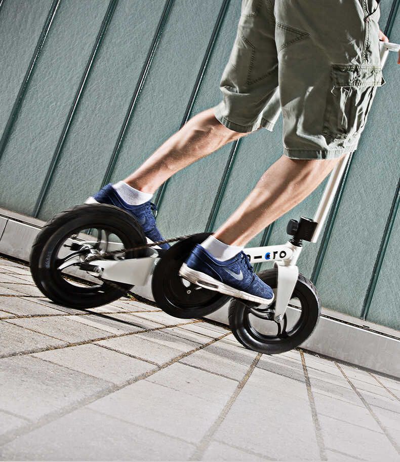 접이식 서서타는 자전거 킥보드 이동수단 남자 여자 운동