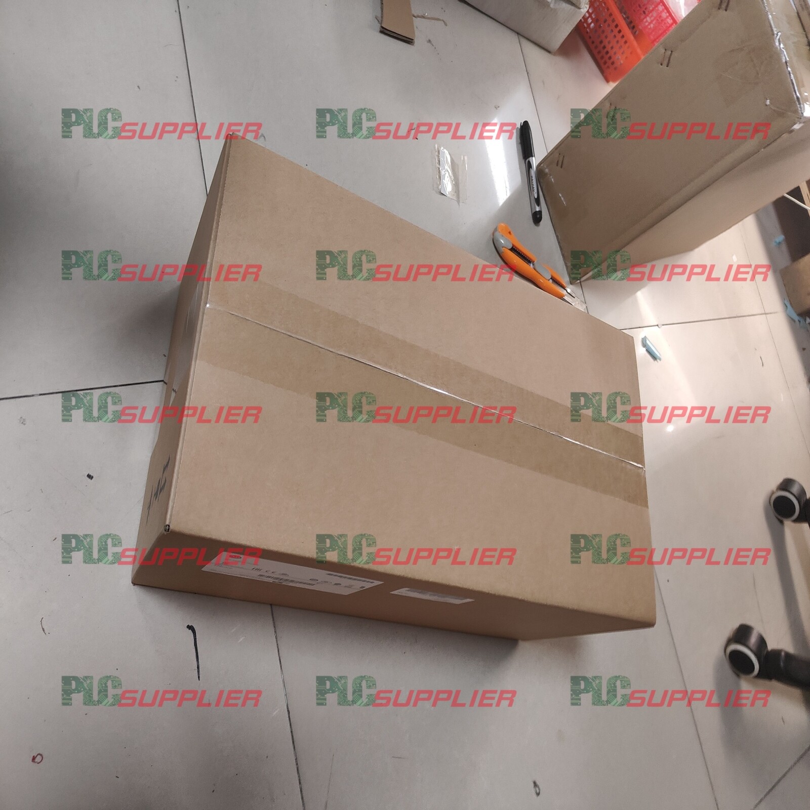 [해외] Sealed AllenBradley 1746A10 SLC500 PLC ChassisRack 10 Slots Module